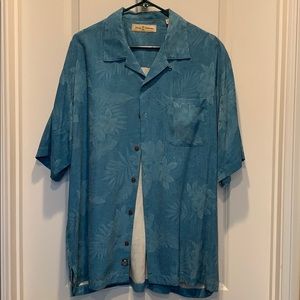 Tommy Bahama Silk Large Button Down